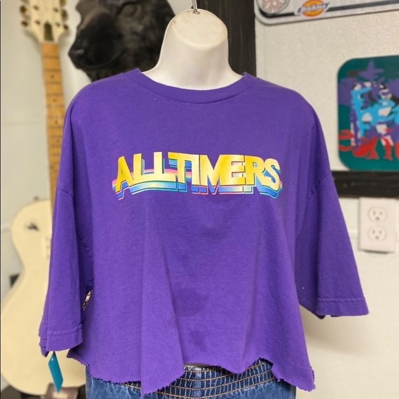 CROP TOPS! - Picture 1 of 2